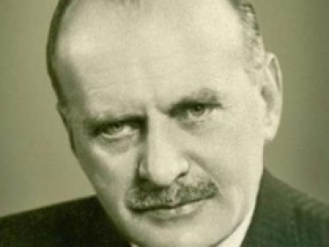 PhDr. Petr Zenkl (1874–1975), od 25. dubna 1945 předseda Čs. strany národně socialistické, od srpna 1945 do května 1946 primátor hlavního města Prahy. 